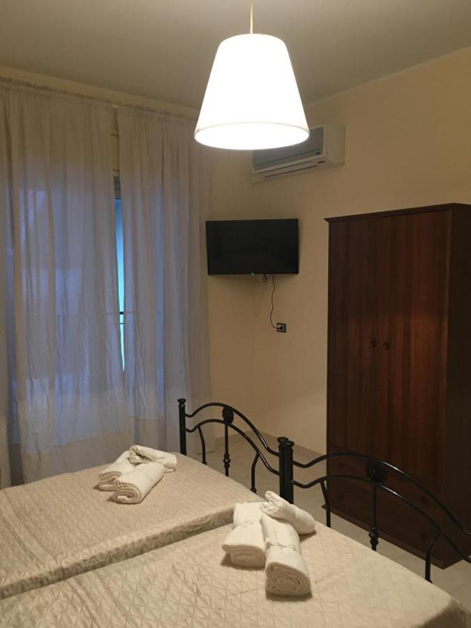 Casa Vacanze, A Due Passi Da Taormina Letojanni Exteriör bild